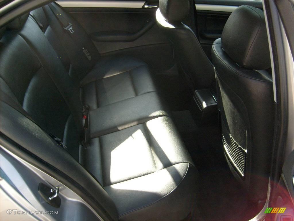 2004 3 Series 325xi Sedan - Silver Grey Metallic / Black photo #11