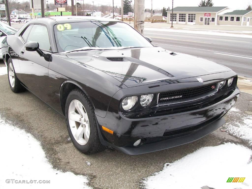 2009 Challenger R/T - Brilliant Black Crystal Pearl Coat / Dark Slate Gray photo #7
