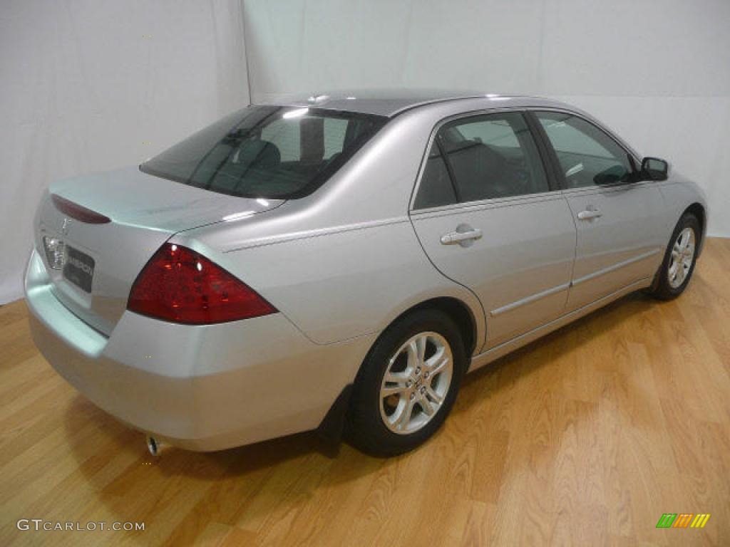 2006 Accord EX-L Sedan - Alabaster Silver Metallic / Black photo #18