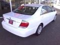 Super White - Camry LE Photo No. 16
