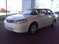 Super White - Camry LE Photo No. 18