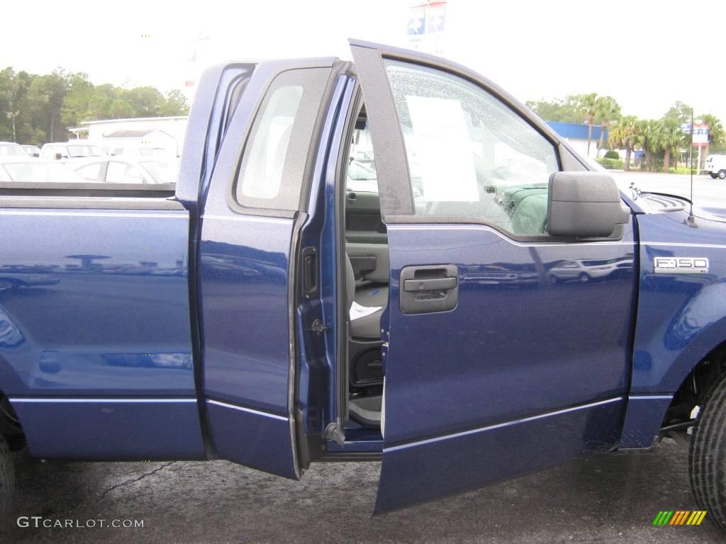 2008 F150 XL Regular Cab - Dark Blue Pearl Metallic / Medium/Dark Flint photo #21
