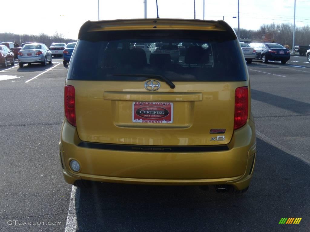 2008 xB Release Series 5.0 - Gold Rush Mica / Dark Gray photo #4