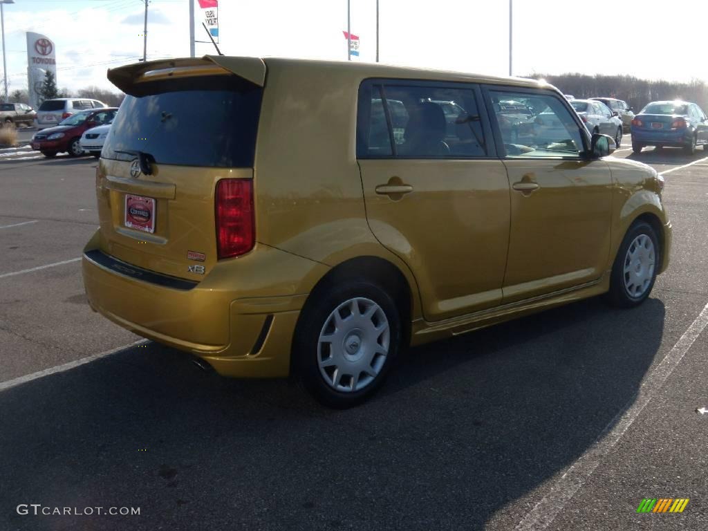 2008 xB Release Series 5.0 - Gold Rush Mica / Dark Gray photo #5