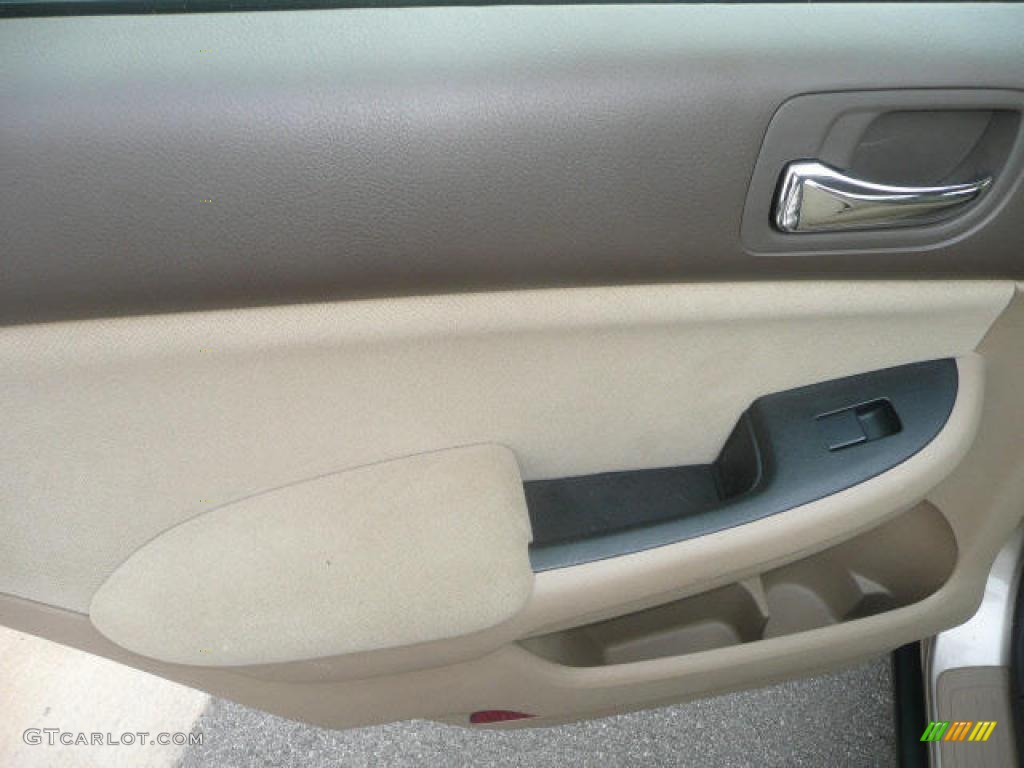 2007 Accord LX Sedan - Desert Mist Metallic / Ivory photo #16