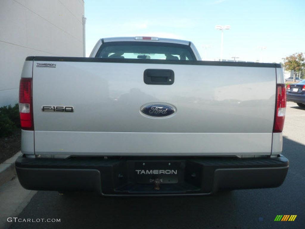2008 F150 XL Regular Cab - Silver Metallic / Medium/Dark Flint photo #3