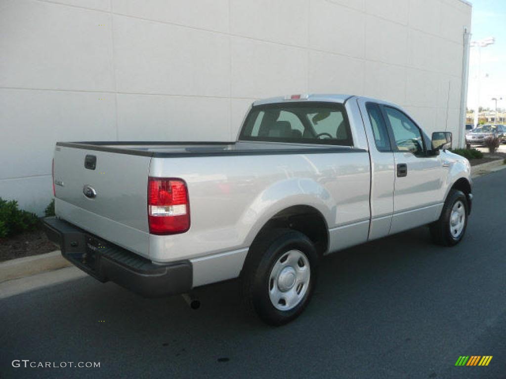 2008 F150 XL Regular Cab - Silver Metallic / Medium/Dark Flint photo #8