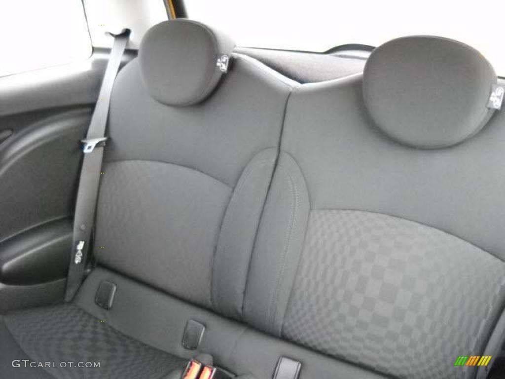 2007 Cooper S Hardtop - Mellow Yellow / Carbon Black/Black photo #12