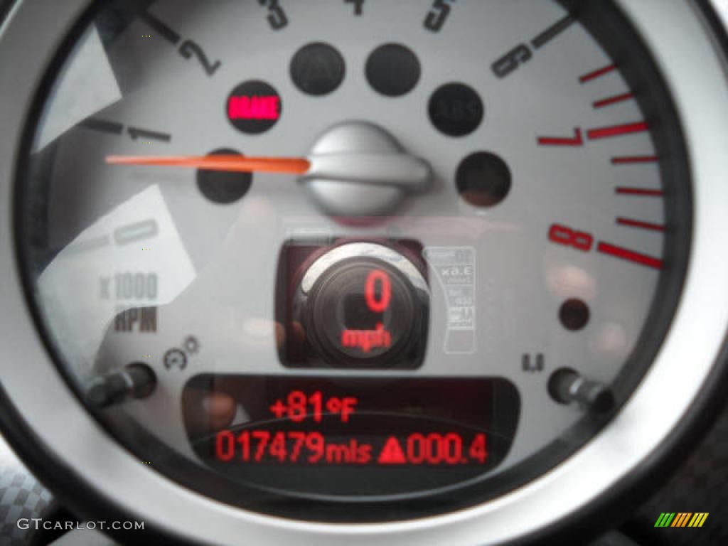 2007 Cooper S Hardtop - Mellow Yellow / Carbon Black/Black photo #16