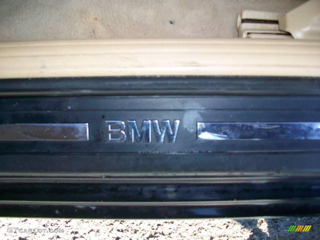 1997 5 Series 528i Sedan - Jet Black / Sand Beige photo #32