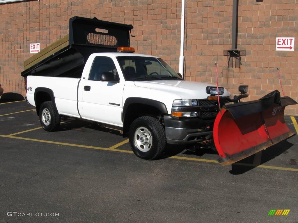 2002 Silverado 2500 Regular Cab 4x4 - Summit White / Graphite photo #1