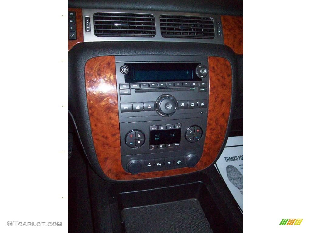 2007 Silverado 1500 LTZ Extended Cab 4x4 - Victory Red / Ebony Black photo #16