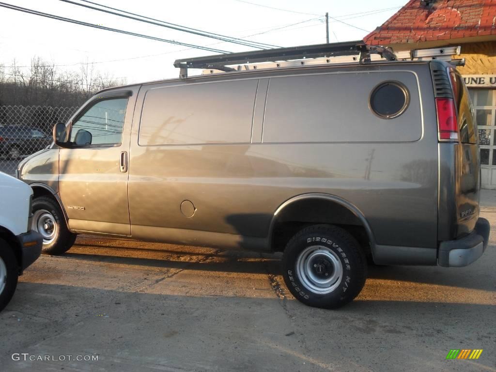 2000 Savana Van 1500 Cargo - Storm Gray Metallic / Pewter photo #2