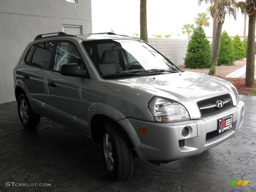 2008 Tucson GLS - Platinum Silver / Gray photo #4