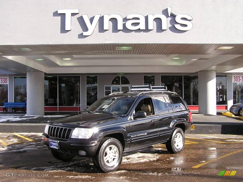 Black Jeep Grand Cherokee