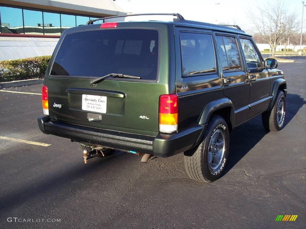 1998 Cherokee Classic 4x4 - Emerald Green Pearl / Mist Gray photo #12