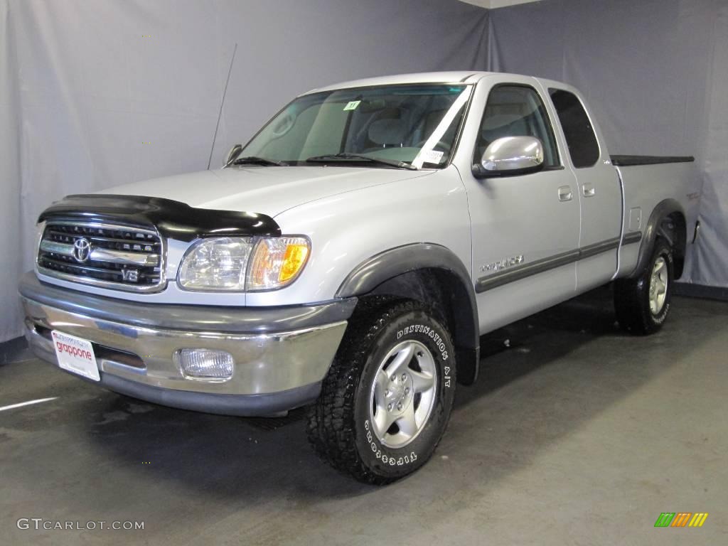 2000 Tundra SR5 TRD Extended Cab 4x4 - Platinum Metallic / Light Charcoal photo #1