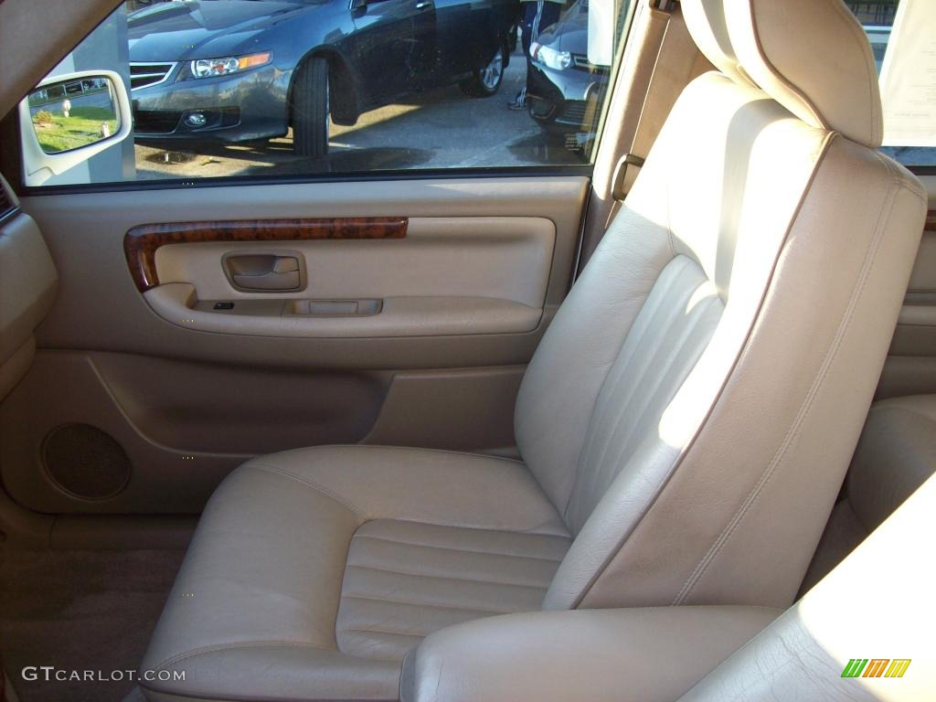 1998 S90 Sedan - White / Tan photo #9