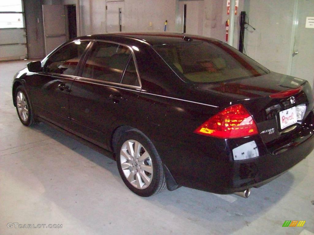 2007 Accord EX-L V6 Sedan - Nighthawk Black Pearl / Ivory photo #4