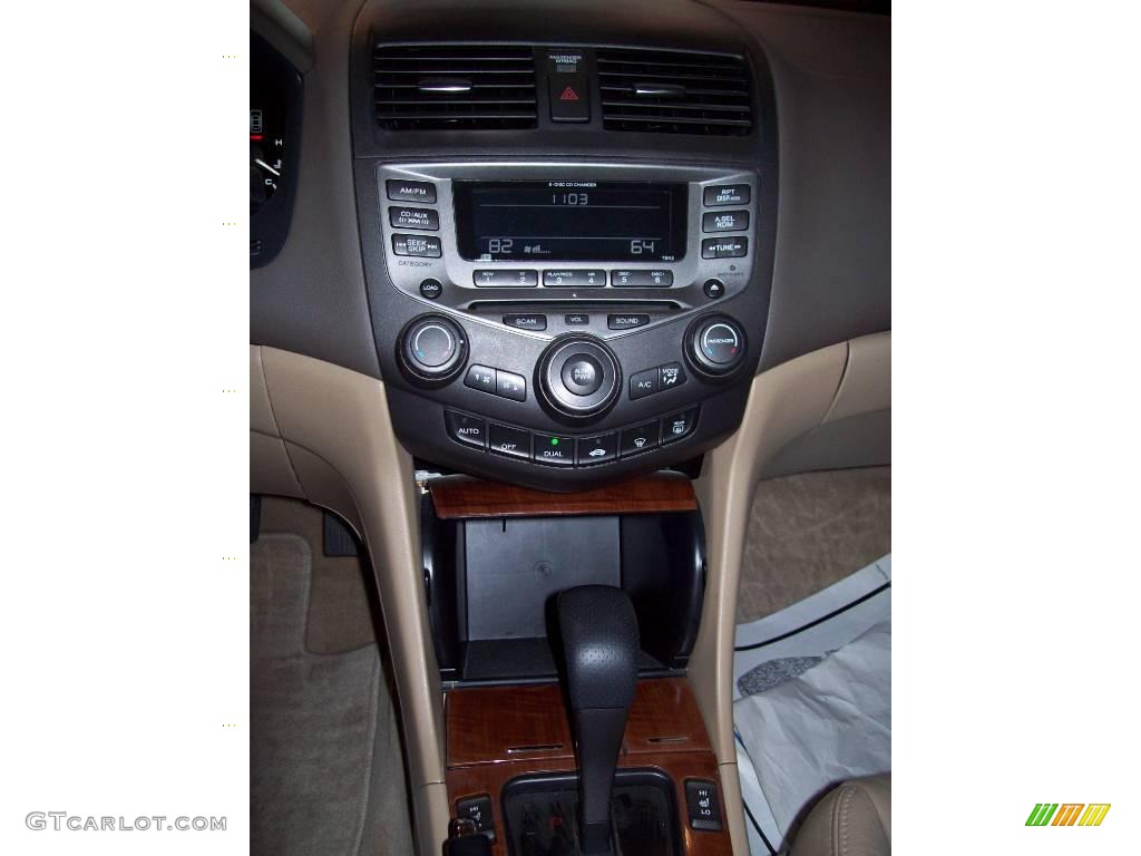 2007 Accord EX-L V6 Sedan - Nighthawk Black Pearl / Ivory photo #16