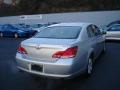 Titanium Metallic - Avalon XL Photo No. 4