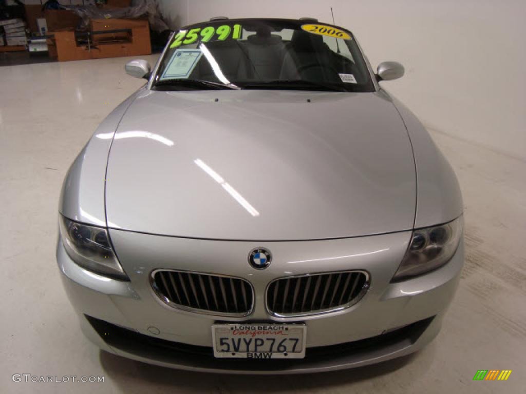 2006 Z4 3.0si Roadster - Titanium Silver Metallic / Black photo #2