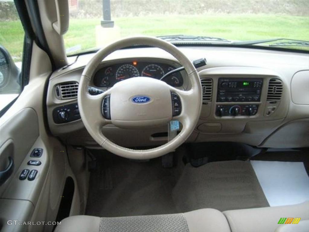 2004 F150 XLT Heritage SuperCab - Arizona Beige Metallic / Tan photo #16