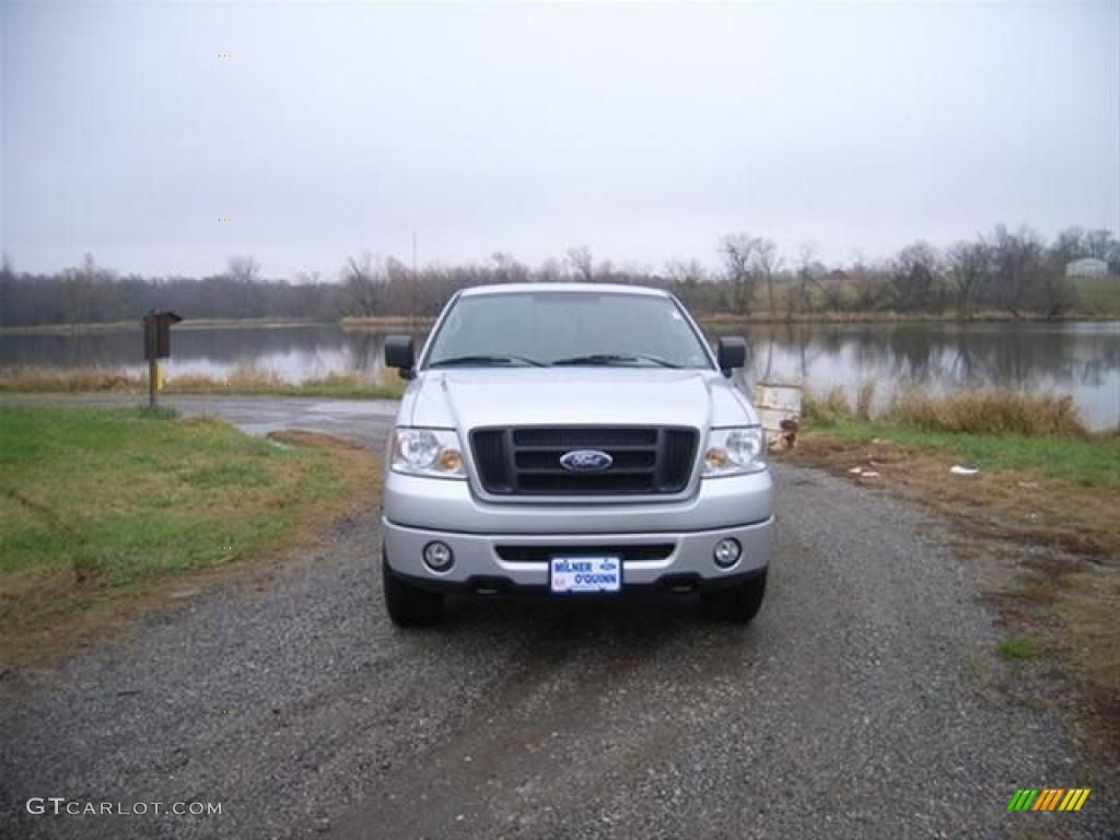 2006 F150 STX SuperCab 4x4 - Silver Metallic / Medium/Dark Flint photo #7