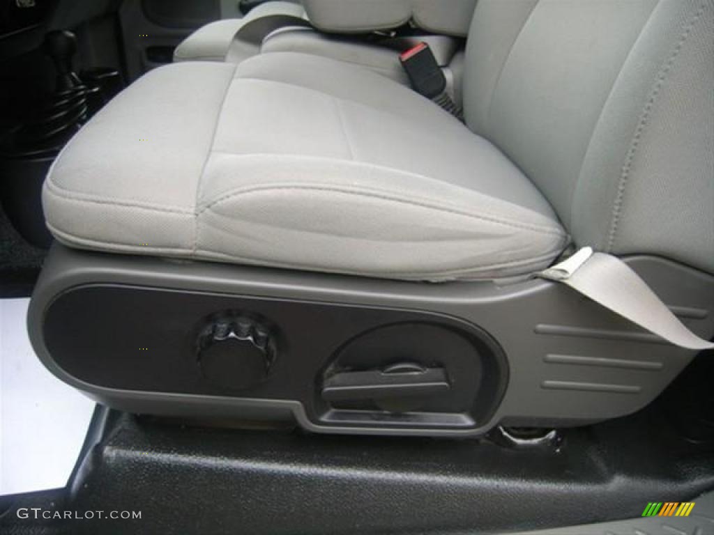 2006 F150 STX SuperCab 4x4 - Silver Metallic / Medium/Dark Flint photo #22