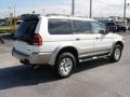 Summit White - Montero Sport XLS 4x4 Photo No. 3