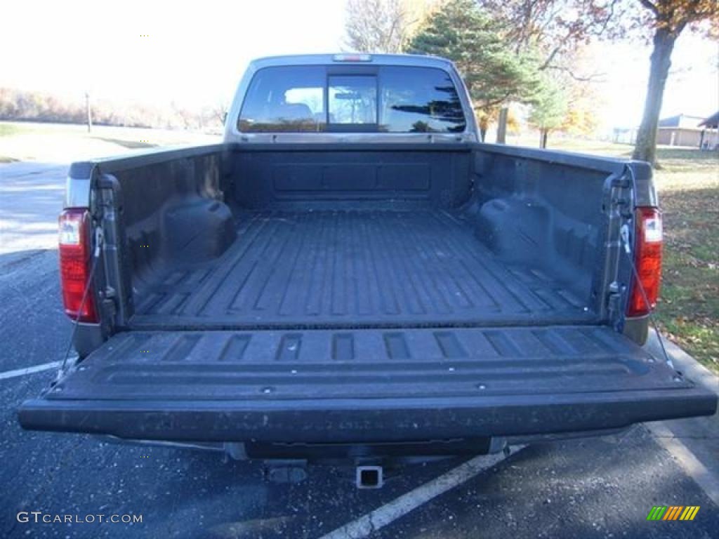 2008 F350 Super Duty XLT Crew Cab 4x4 - Dark Shadow Grey Metallic / Medium Stone photo #23