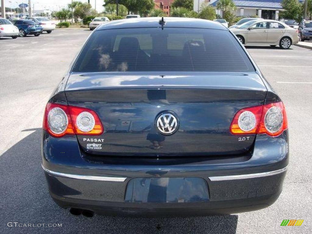2008 Passat Komfort Sedan - Blue Graphite / Black photo #4