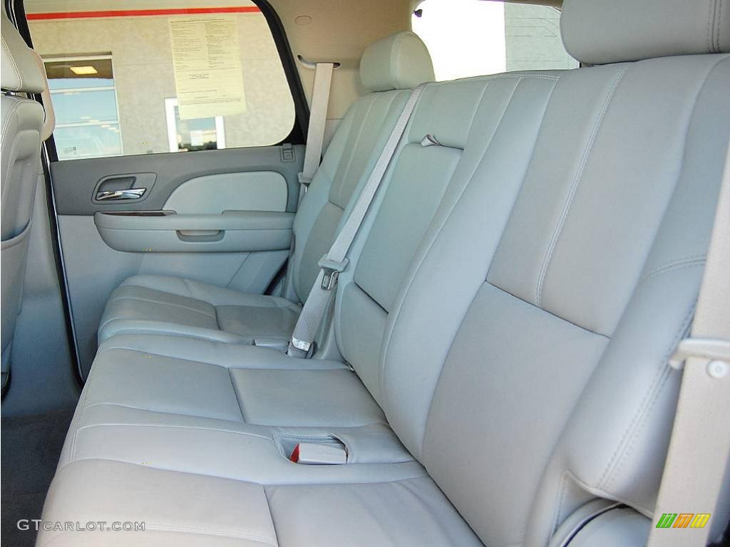 2009 Tahoe LT 4x4 - Summit White / Light Titanium photo #13