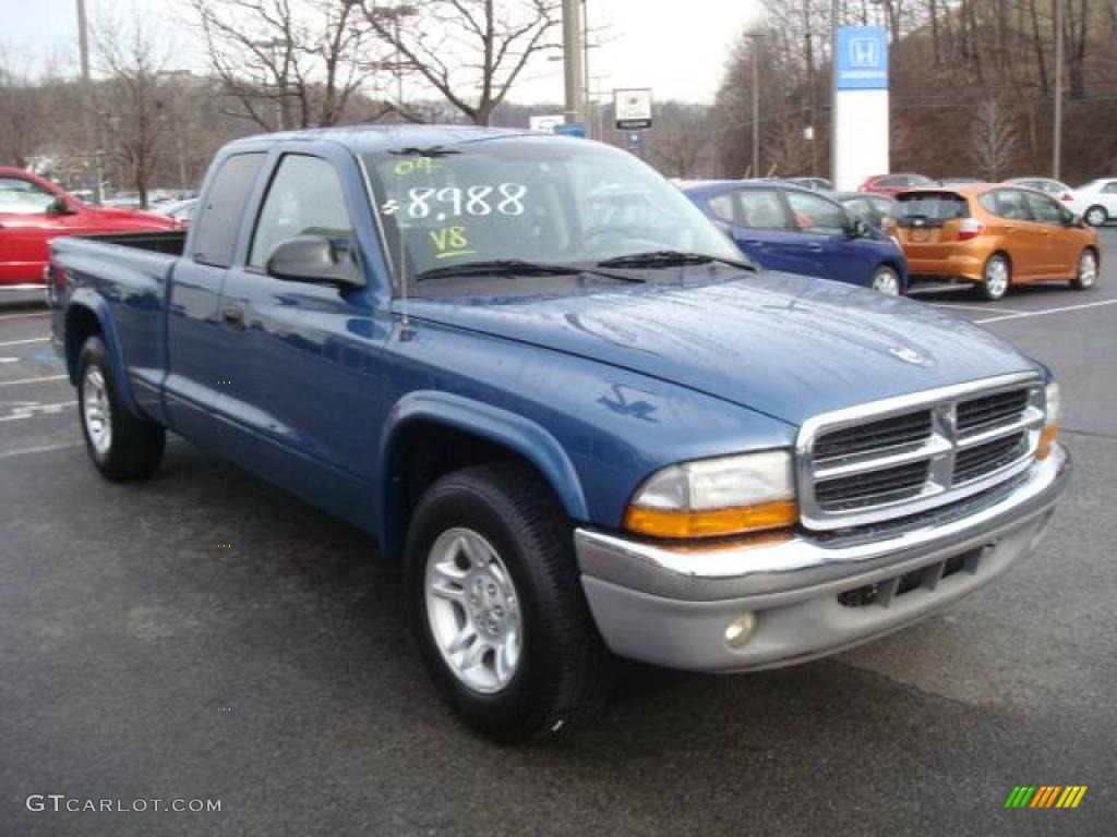 2004 Dakota SLT Club Cab - Atlantic Blue Pearl / Dark Slate Gray photo #5