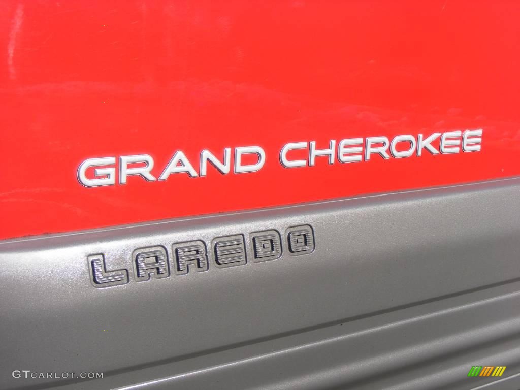 1997 Grand Cherokee Laredo 4x4 - Flame Red / Agate Black photo #38