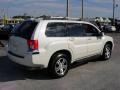 Dover White Pearl - Endeavor XLS Photo No. 2