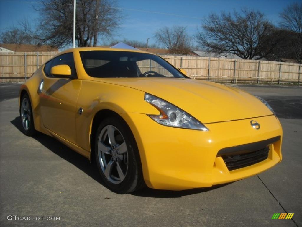 2009 370Z Coupe - Chicane Yellow / Black Cloth photo #3
