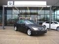 Jet Black - 5 Series 525i Sedan Photo No. 2