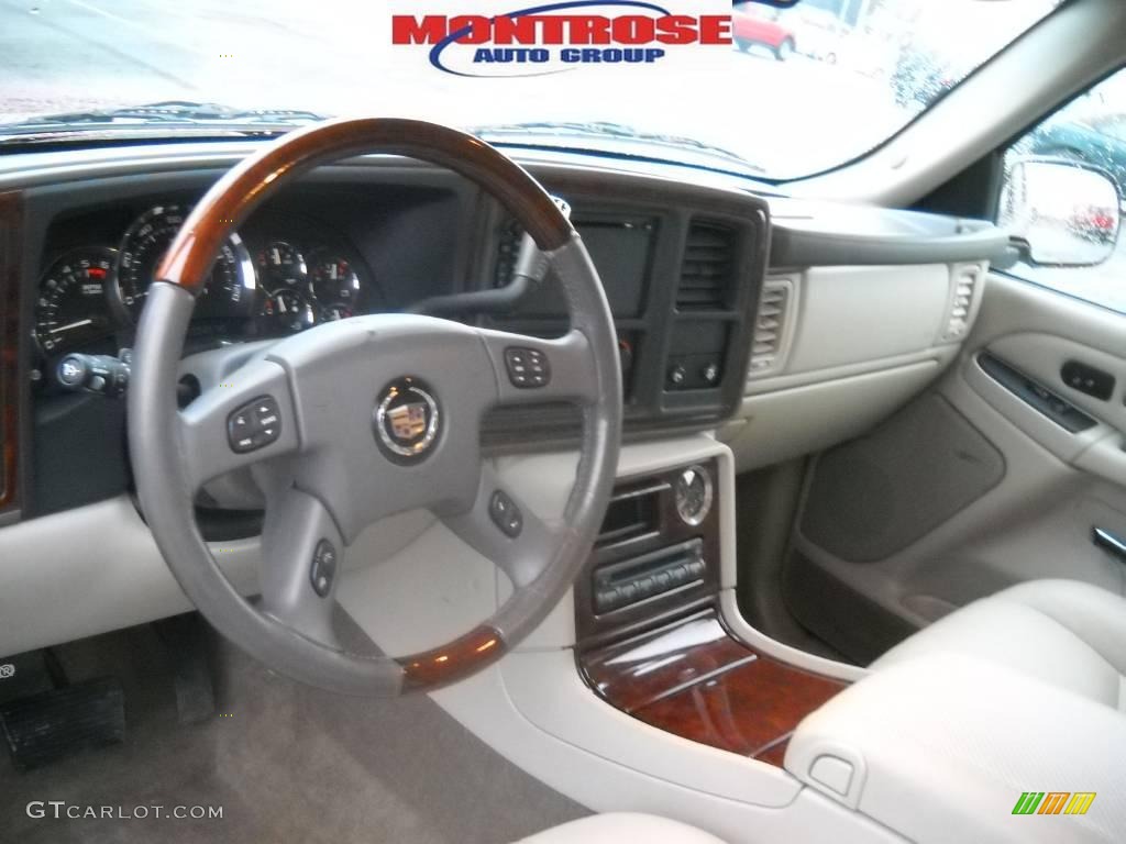 2006 Escalade AWD - Red E / Shale photo #9