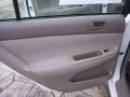 Super White - Camry LE Photo No. 19