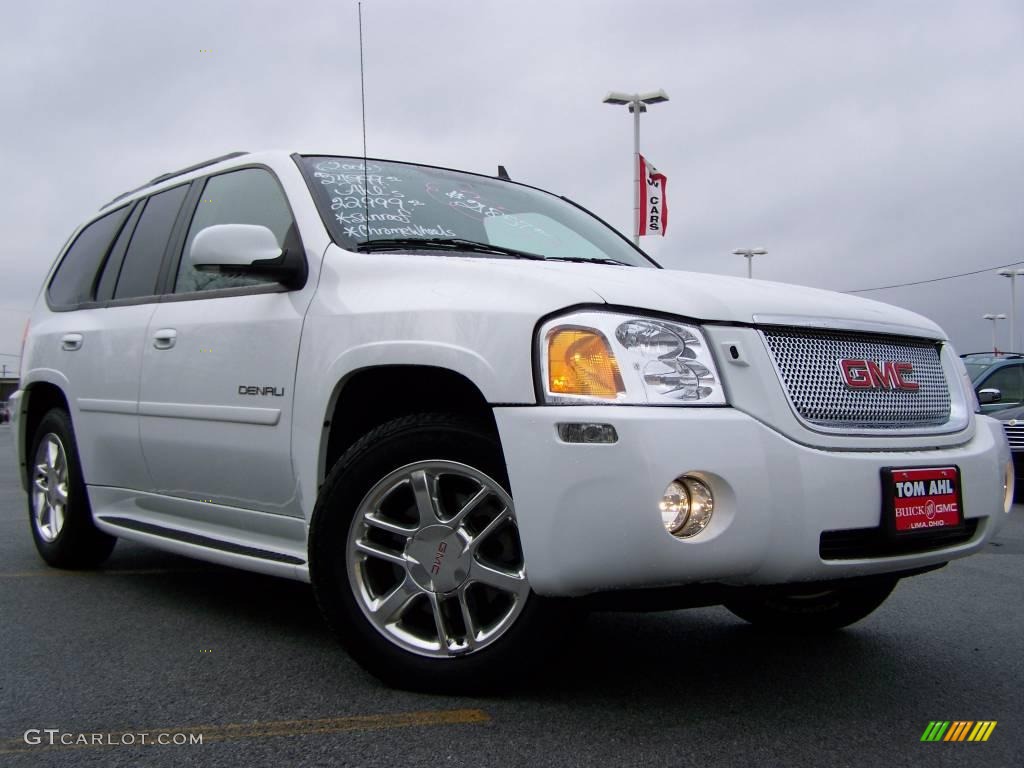 2006 Envoy Denali 4x4 - Summit White / Light Gray photo #1