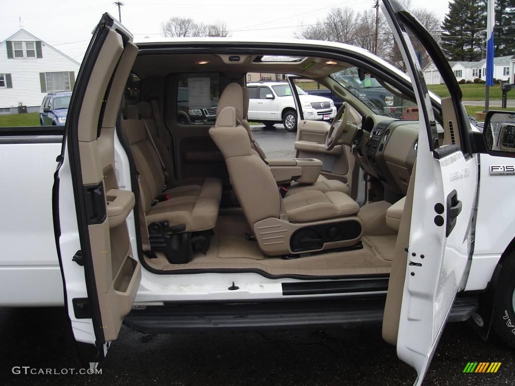 2004 F150 XLT SuperCab 4x4 - Oxford White / Tan photo #18