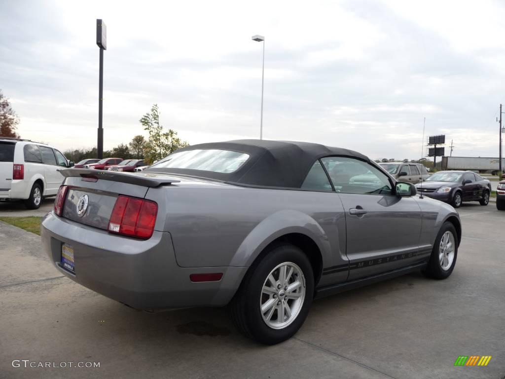 2007 Mustang V6 Deluxe Convertible - Tungsten Grey Metallic / Light Graphite photo #5