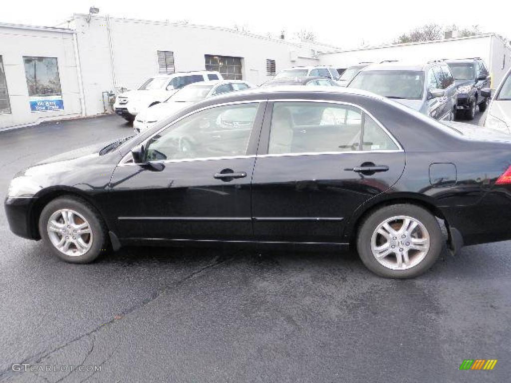 2007 Accord SE Sedan - Nighthawk Black Pearl / Ivory photo #1