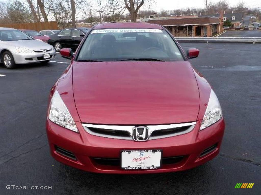 2007 Accord SE V6 Sedan - Moroccan Red Pearl / Gray photo #10