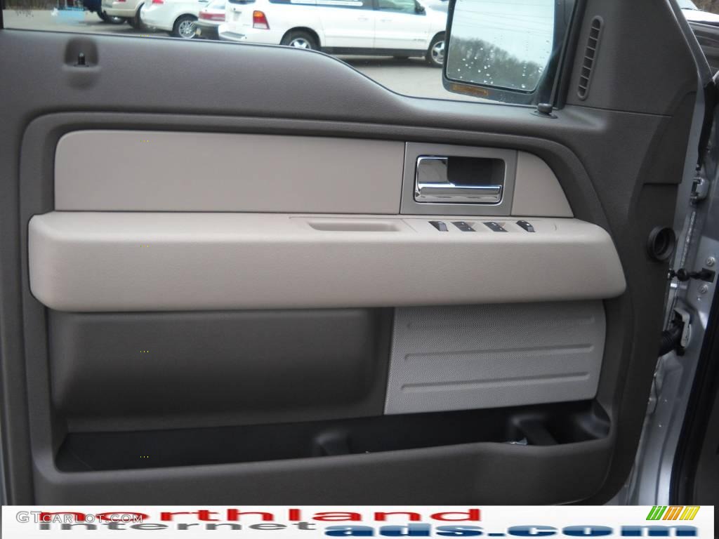 2010 F150 XLT SuperCrew 4x4 - Ingot Silver Metallic / Medium Stone photo #9