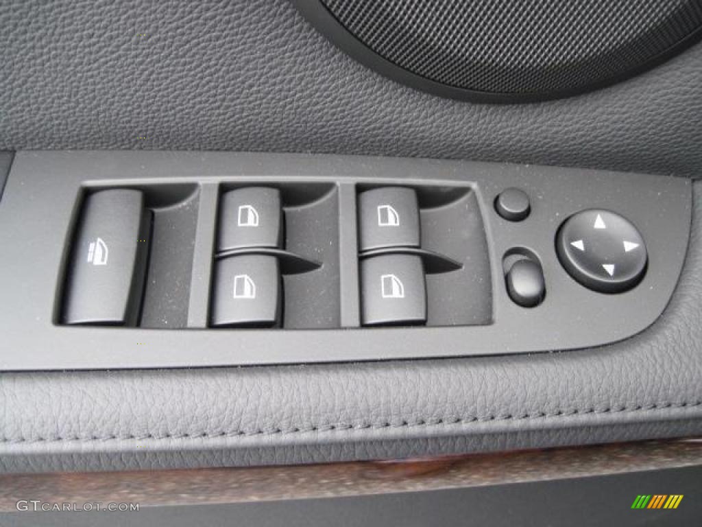 2009 3 Series 335i Convertible - Black Sapphire Metallic / Black photo #9