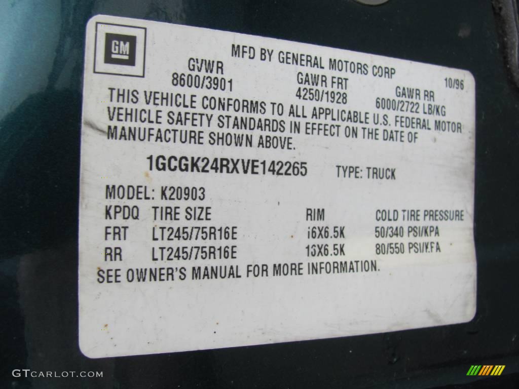 1997 C/K 2500 K2500 Cheyenne Regular Cab 4x4 - Emerald Green Metallic / Gray photo #19