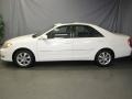 2006 Super White Toyota Camry XLE  photo #2