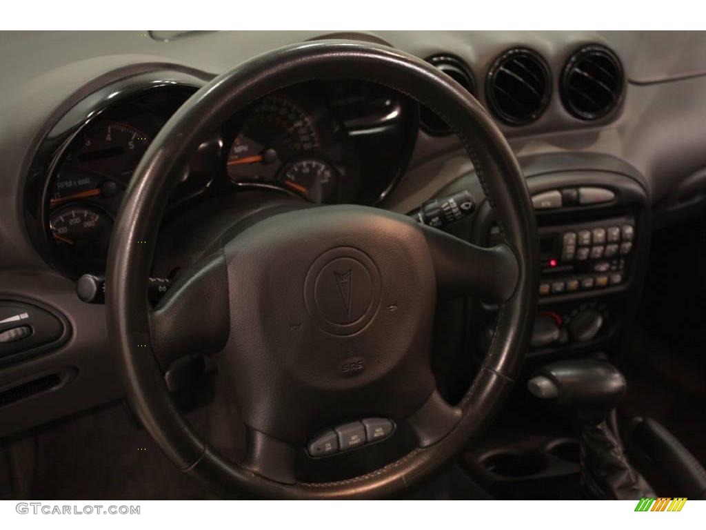 2002 Grand Am GT Sedan - Black / Dark Pewter photo #10